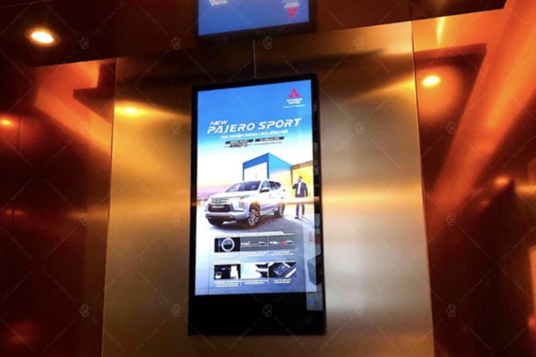 màn hình frame trong thang máy tại các tòa nhà khu vực hà nội